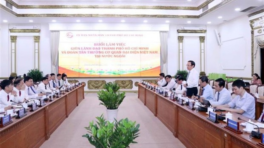 Ho Chi Minh City calls for overseas representative bodies’ support